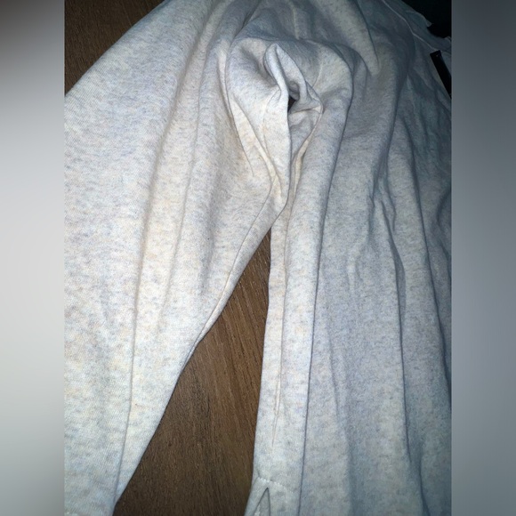 NWT Torrid Heathered Beige Crewneck Pullover - Picture 3 of 8